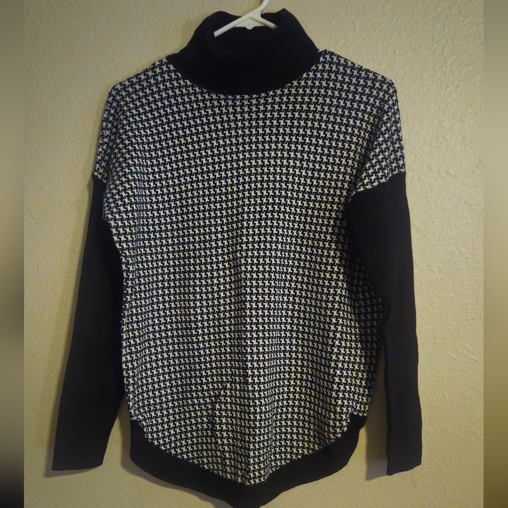 MICHAEL Michael Kors Monochrome Houndstooth Turtleneck Sweater